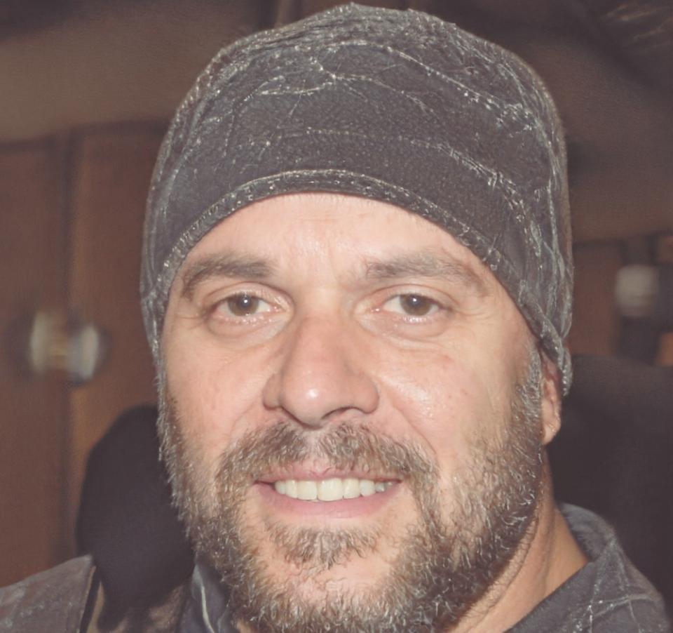 Marcus Caldwell, Senior Financial Advisor